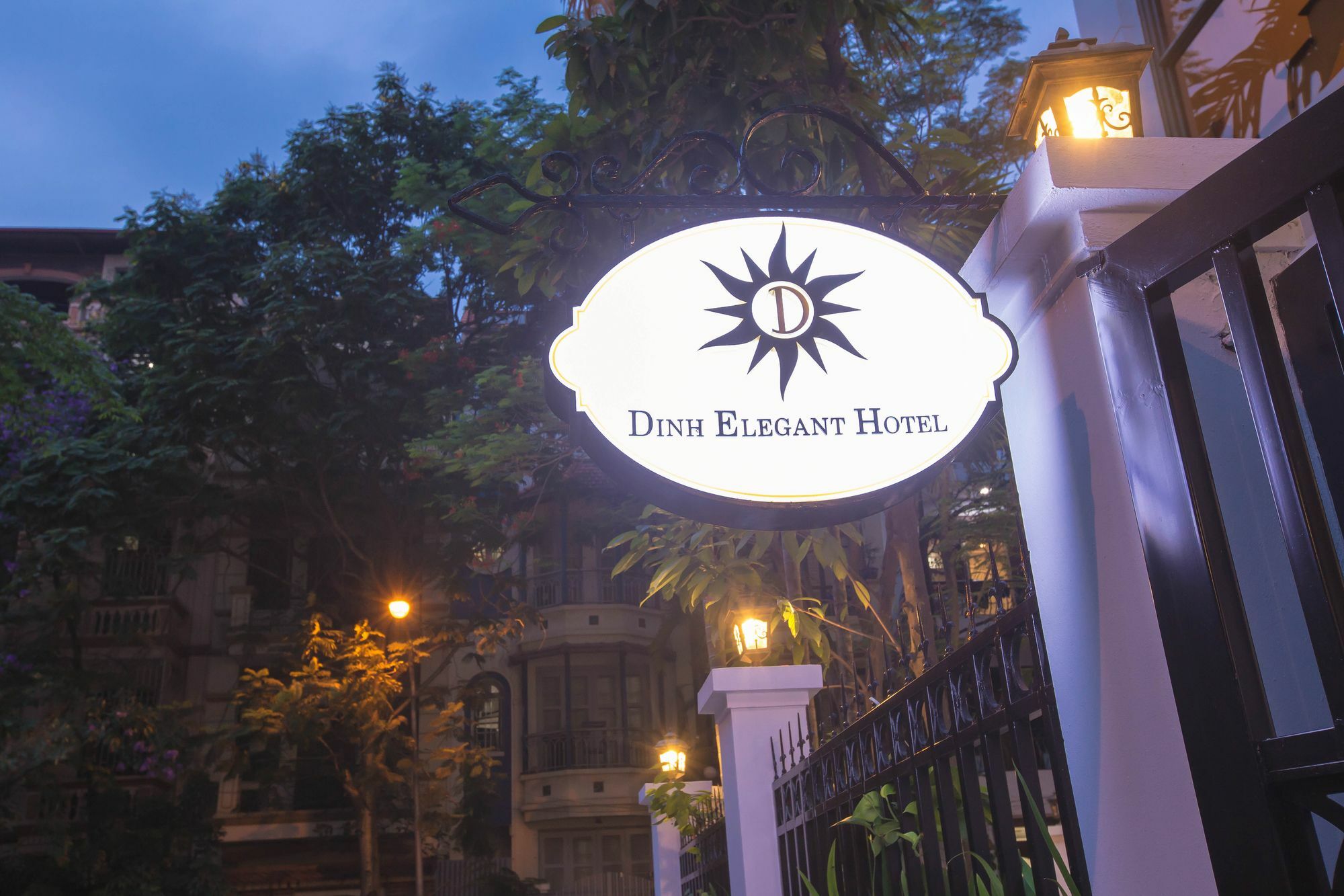 Dinh Elegant Hanoi Hotel Eksteriør billede